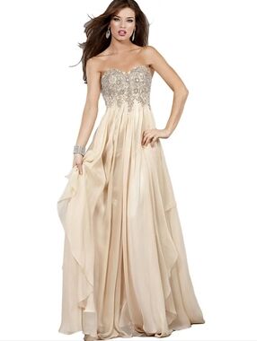 Dave & Johnny Champagne Sequined Formal Dress